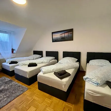 Appartement Zentral - Bahnhofnaehe - Universitaet-mercedes-modern Kassel